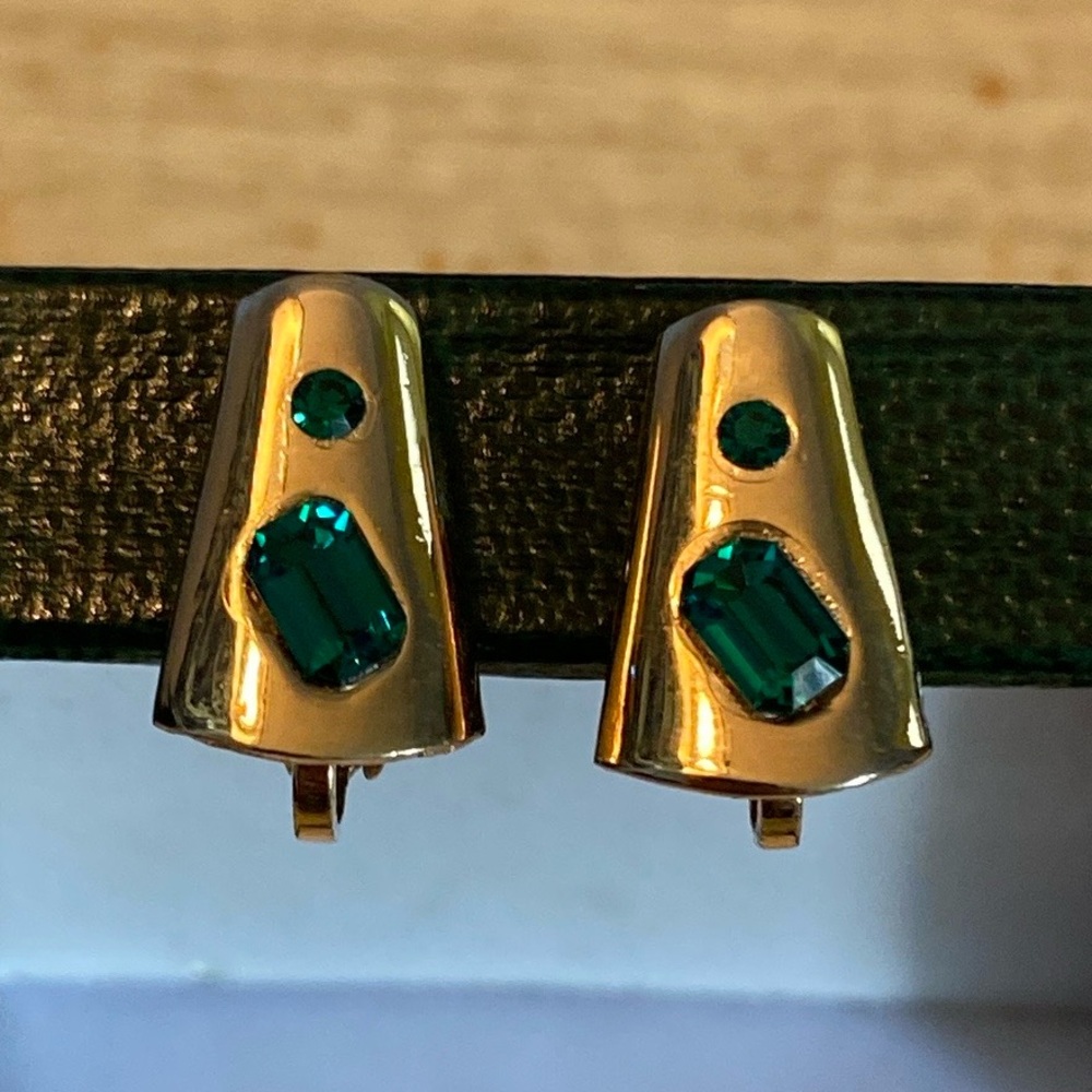 Vintage Emerald Costume Clip-ons